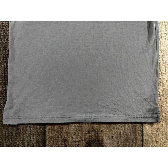 Travis Mathew Blocked Striped Polo Shirt Mens Lg Blue Gray Cotton Polyester - Picture 4 of 11